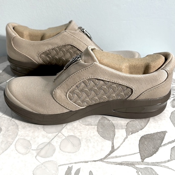 BZees Simply Taupe Twill Florence Loafer